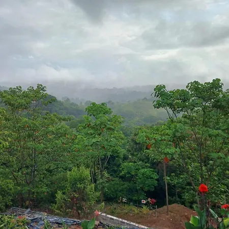 Mountain Top Park Hotel Quepos Exterior photo